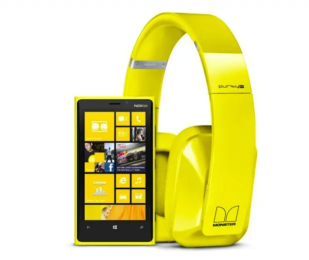 nokia-purity-pro-stereo-headset-by-monster-yellow-with-nokia-lumia-920