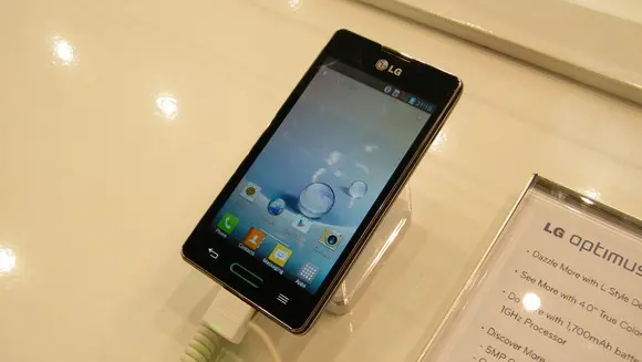 LG-Optimus-L5-II-1