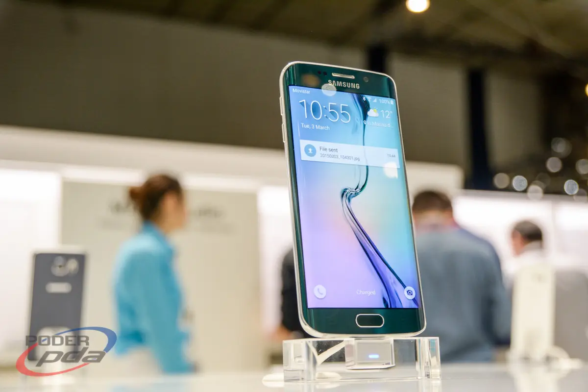 Samsung Galaxy S6 Edge MWC2015