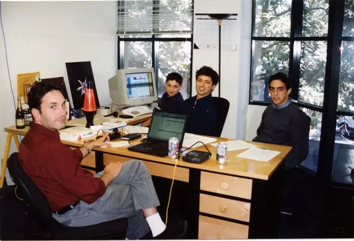 Larry Page y Sergey Brin primeras oficinas Google