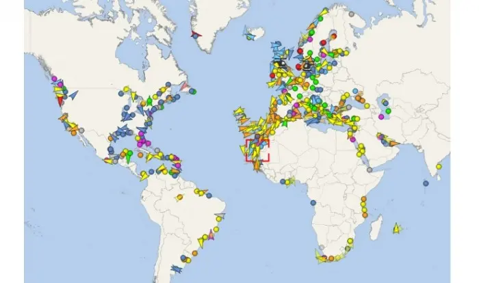 Tráfico marítimo 13 de enero 2016 Vessel Finder