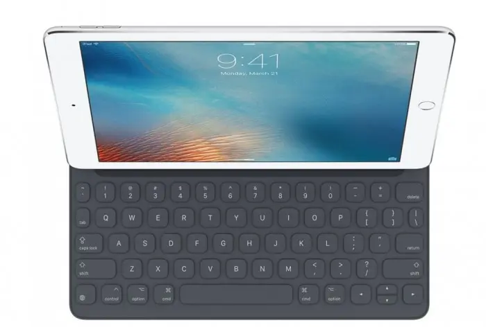 Smart Keyboard compatible con iPad Pro 9.7"