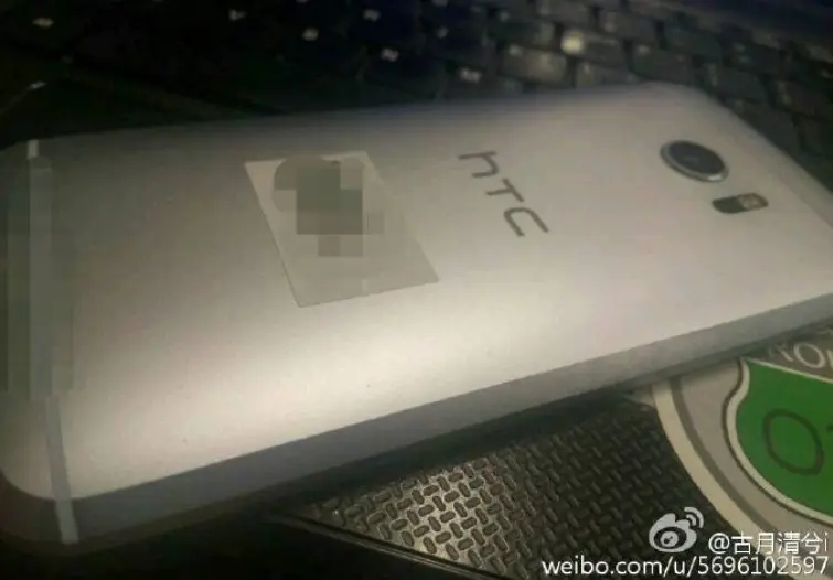 Leaked-photos-of-the-white-HTC-10-2