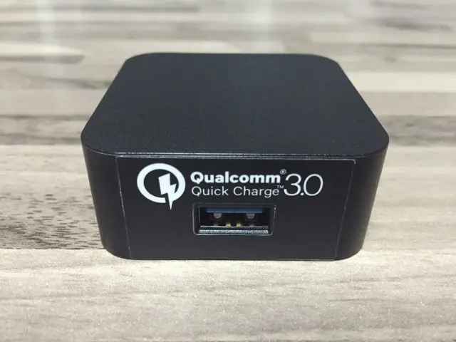 Quick_Charge_3.0_Adapter