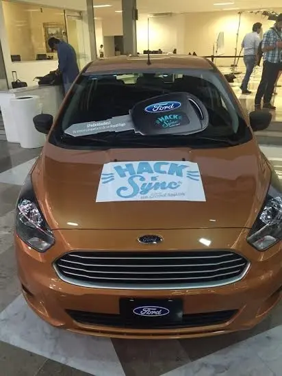 Campus Party Mexico 2016 Ford hack and Sync