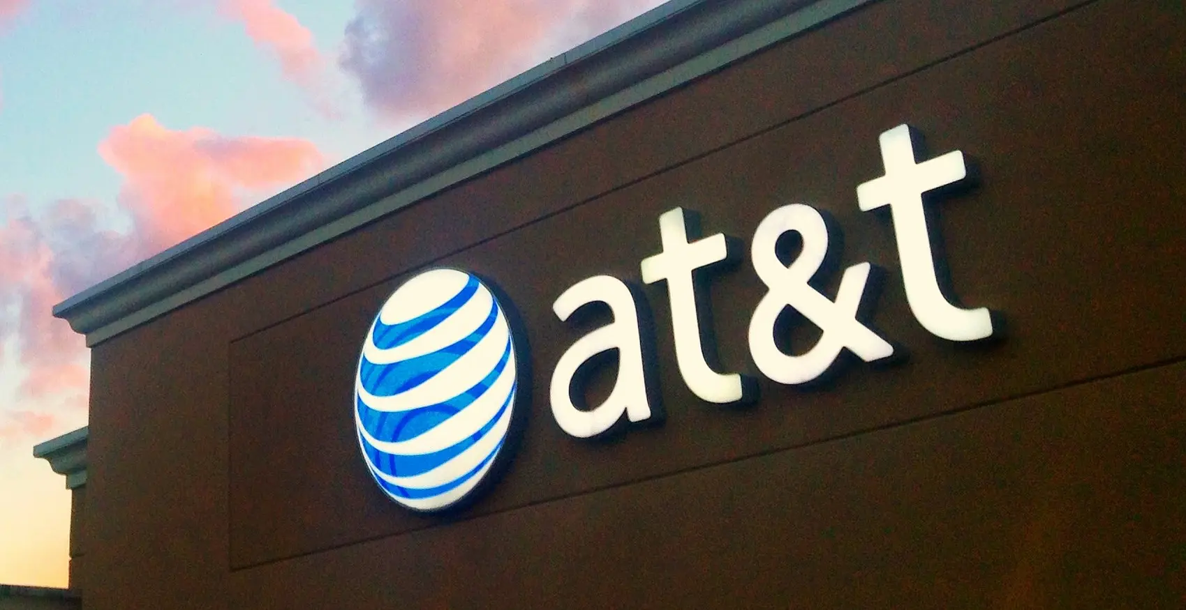 AT&T ofrecería servicio mediante la banda de 800 MHz