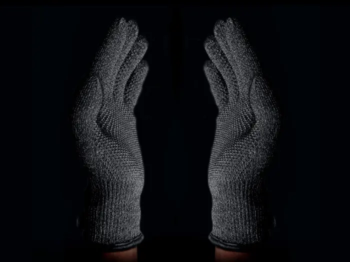 Double-Layered-Touchscreen-Gloves