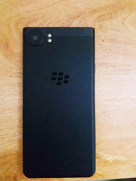 blackberry_keyone_negro