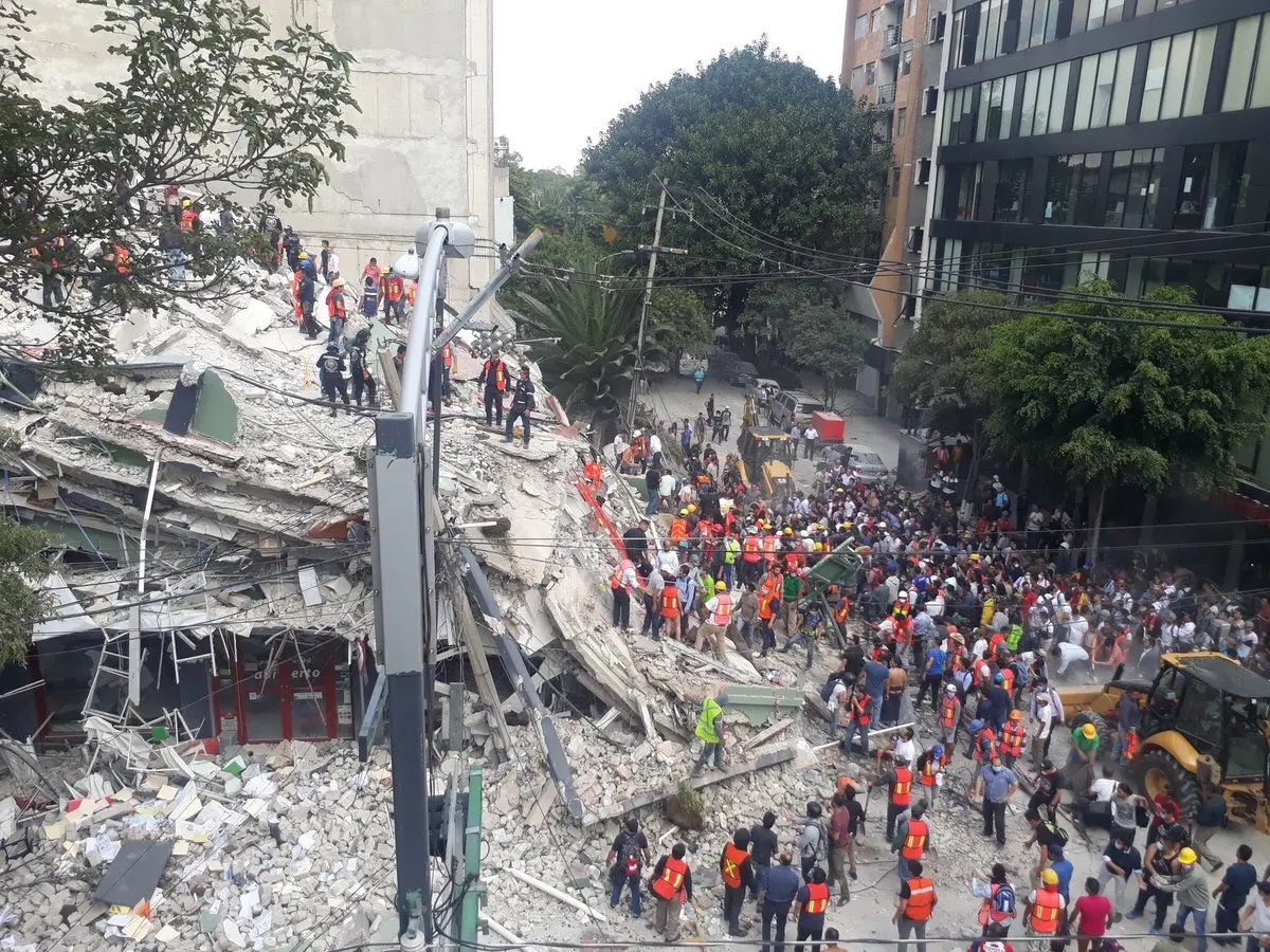 Edificio colapsado en la Ciudad de México
