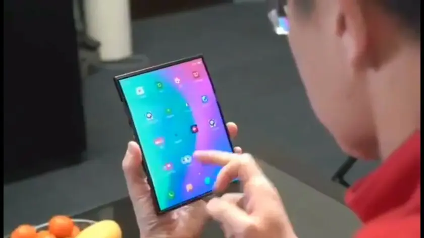 Xiaomi trabaja en tres smartphones plegables con diferente diseño para 2021