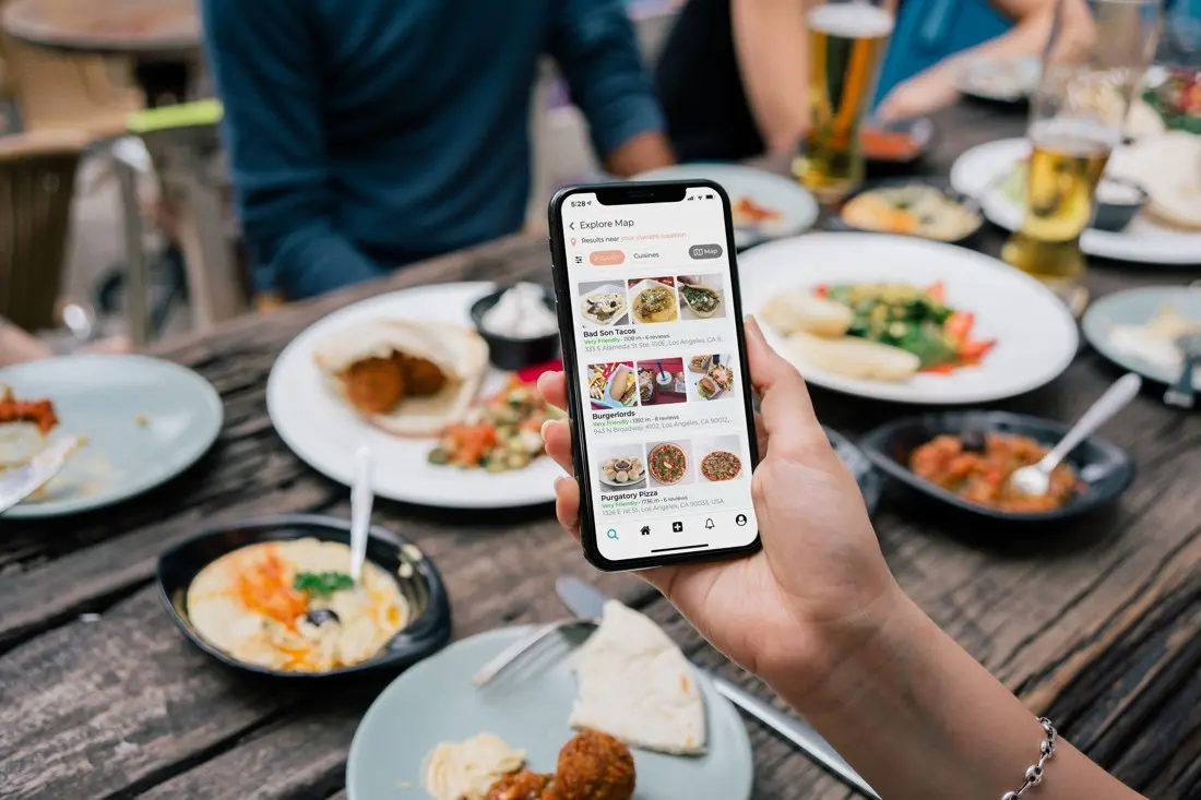 Comida sobre ruedas: las apps de comida para llevar que competirán en 2021